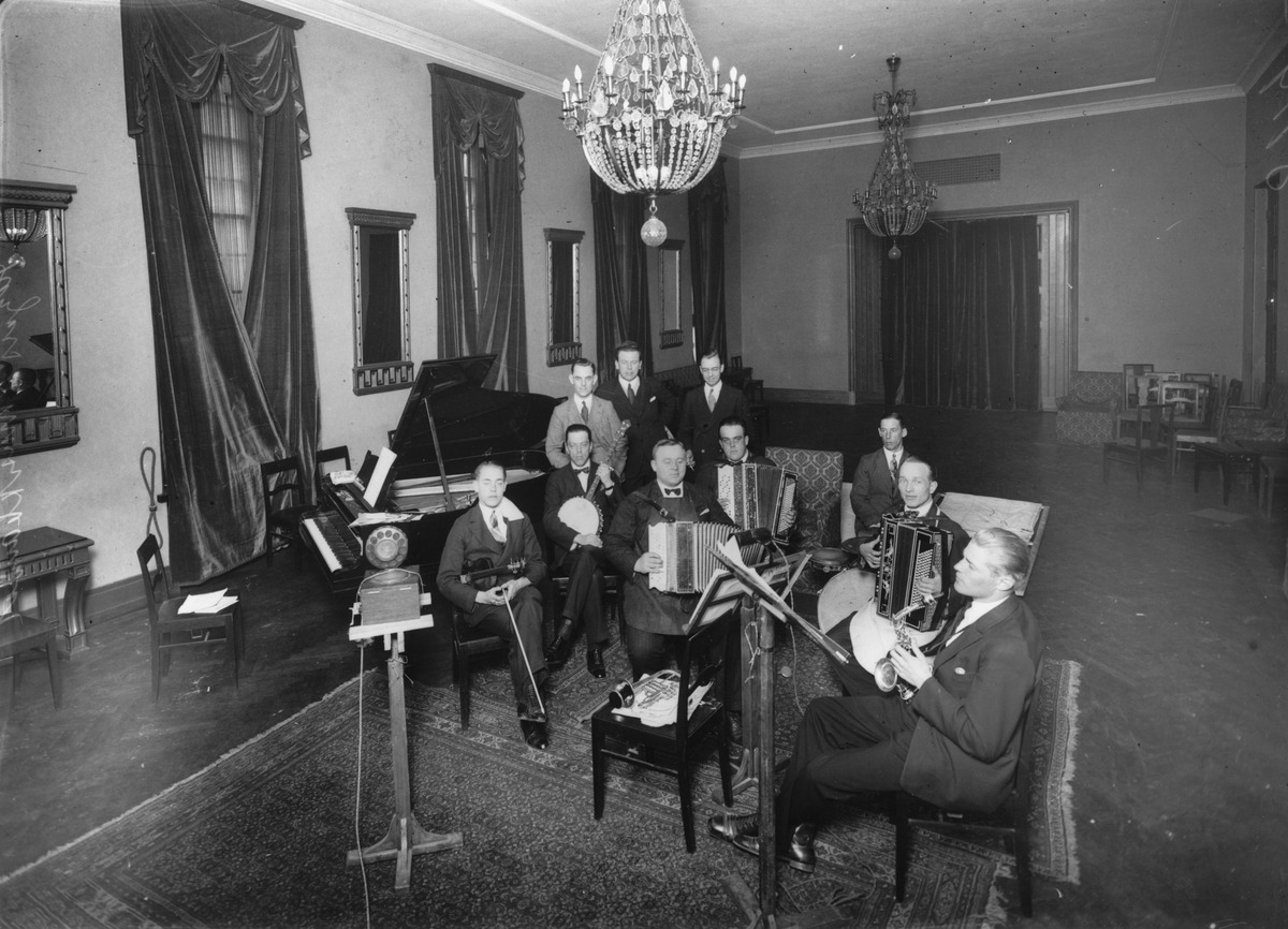 100 nuottikäsikirjoitusta: toinen osa on julkaistu 5 Suomi Jazz